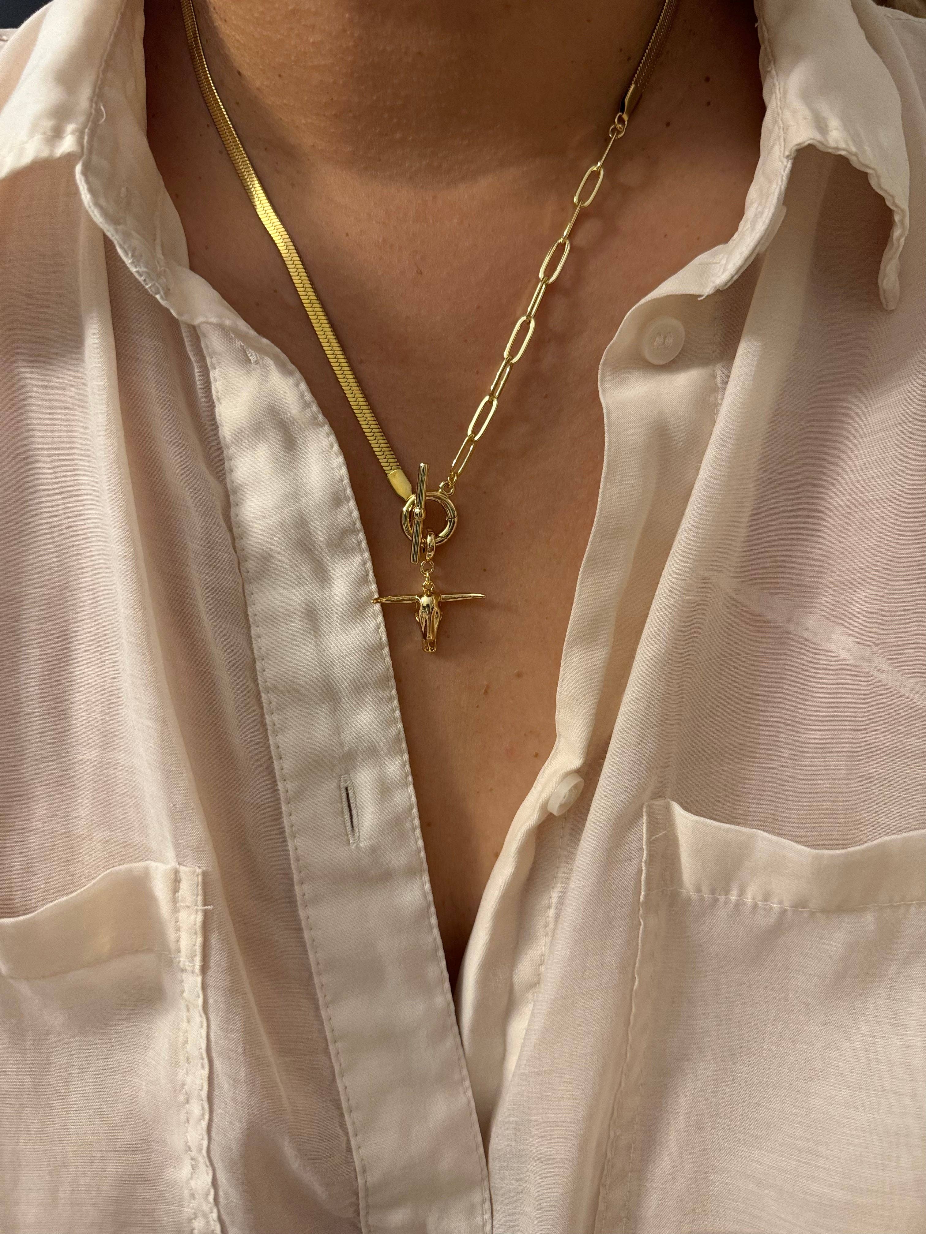 Plated Long Horn Pendant Necklace