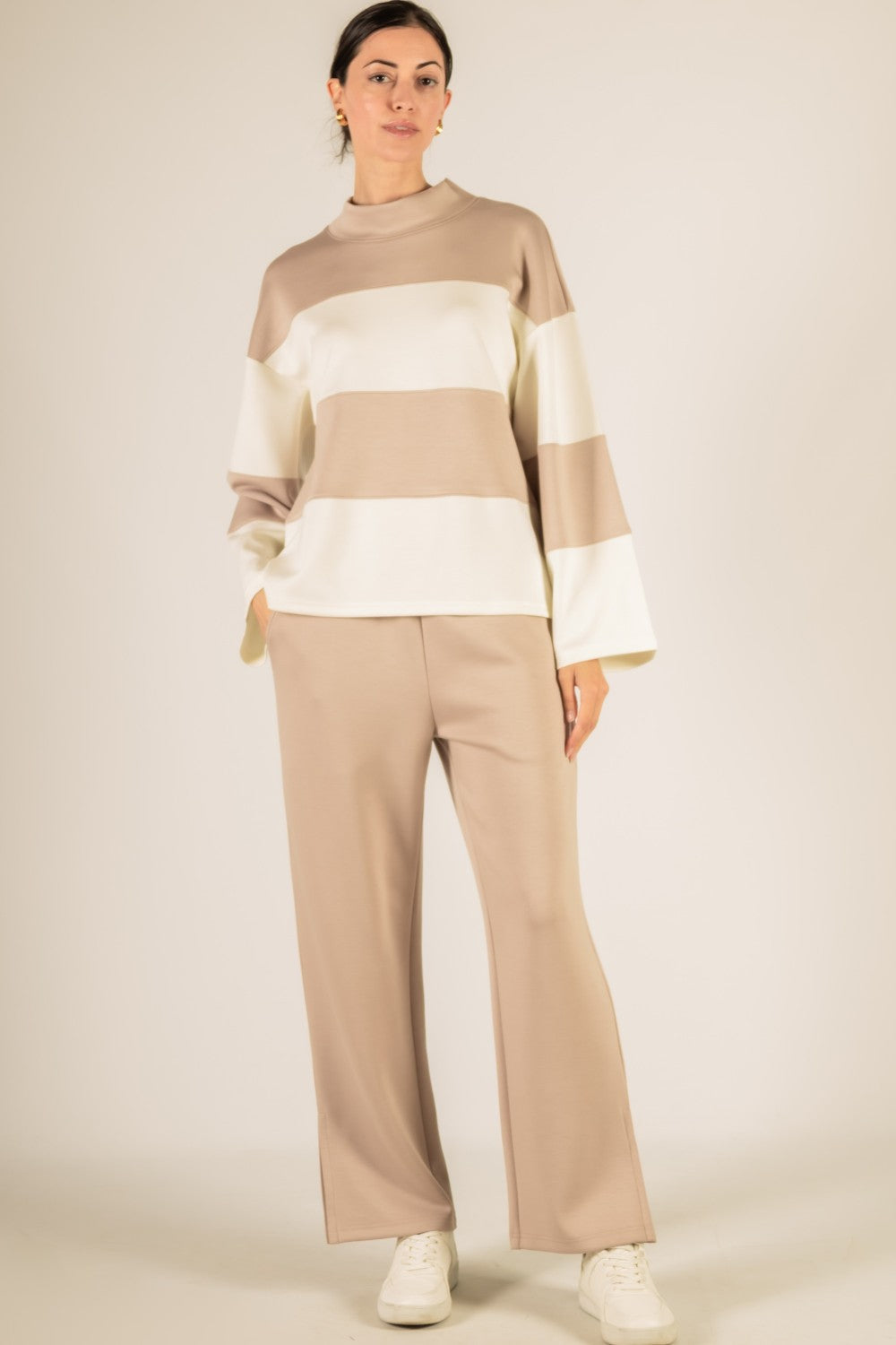 P CILL 2 Tone Wide Sleeve Top