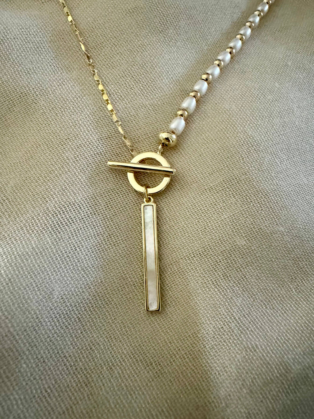 Mother of pearl necklace
