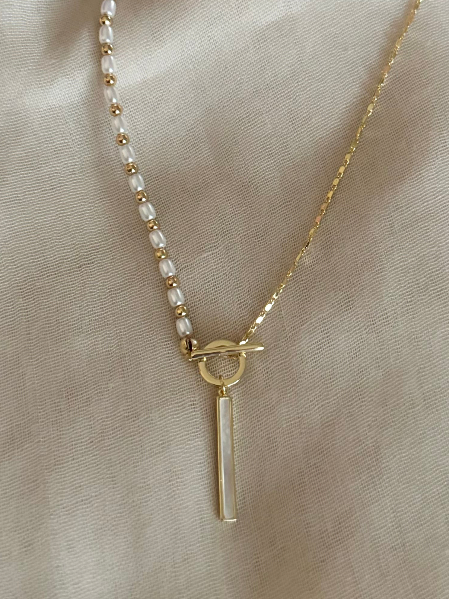 Mother of pearl necklace