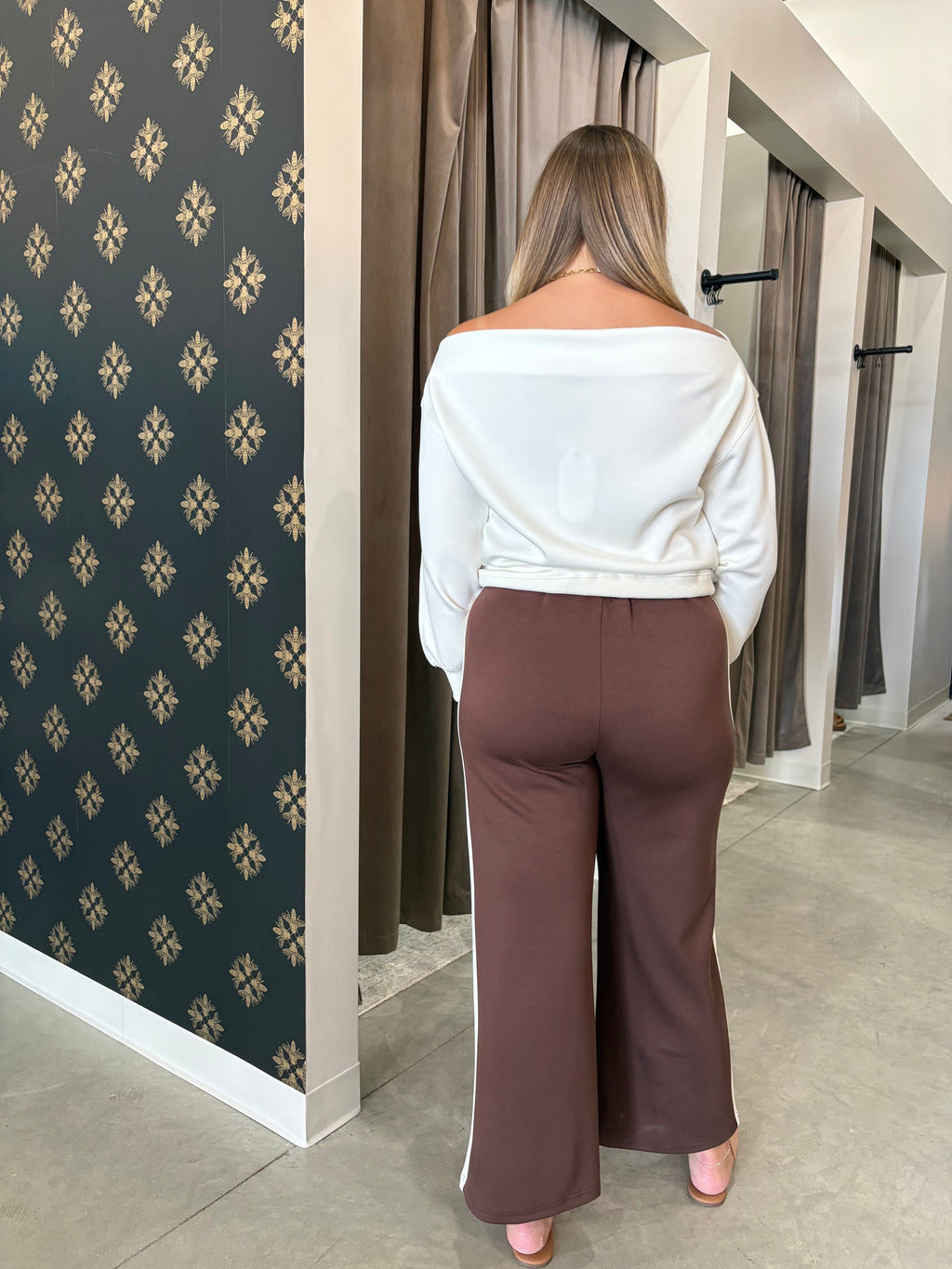 Cocoa w/Ivory stripe wide leg pant