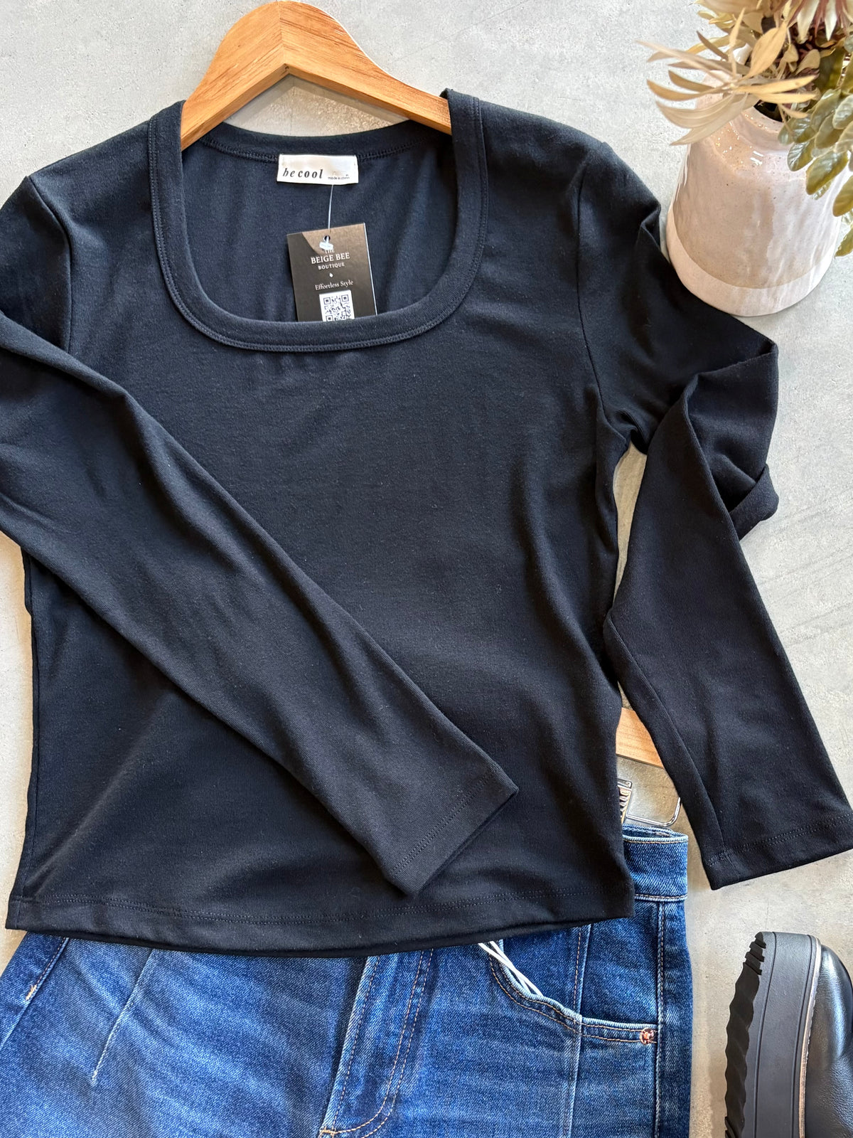 Black Scoop Neck Long Sleeve