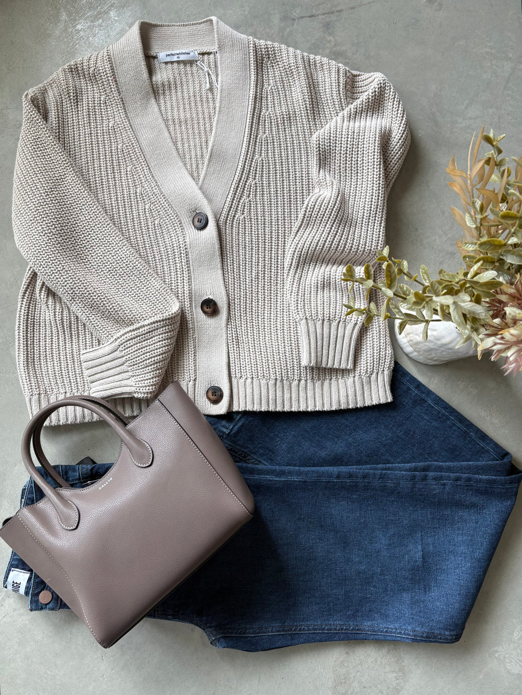 Oatmeal Greta Cardigan