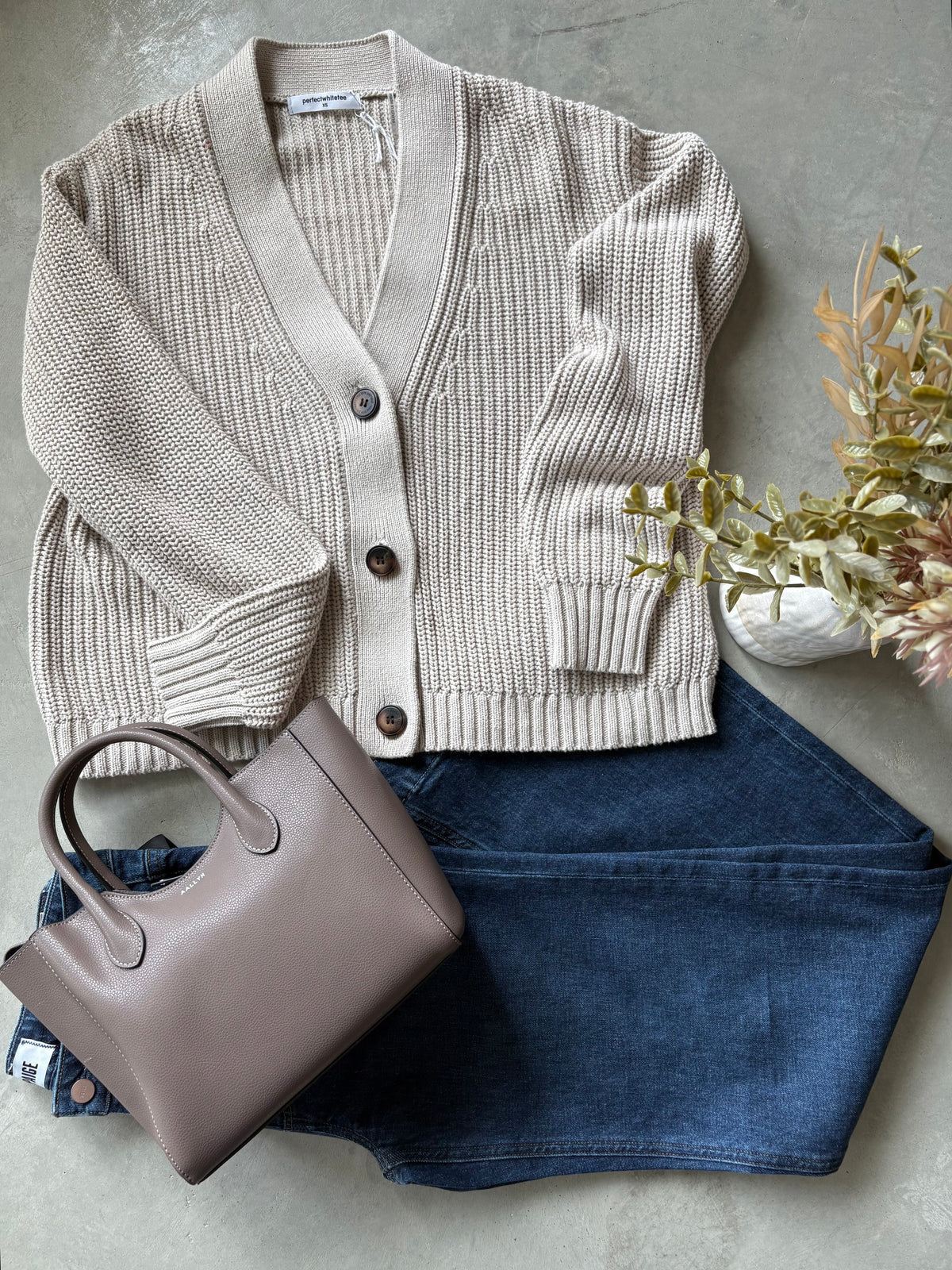 Oatmeal Greta Cardigan
