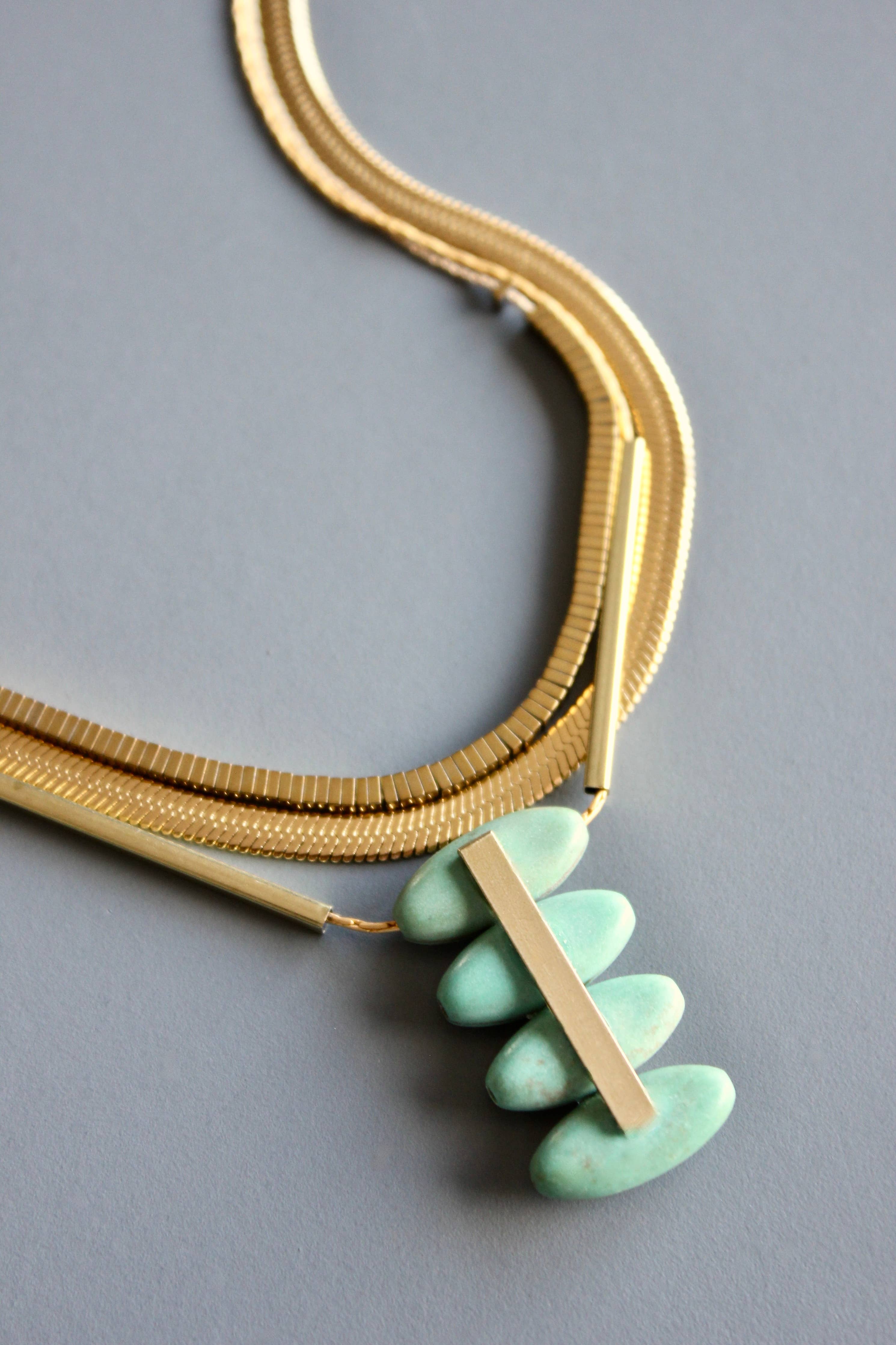 Triple strand chain