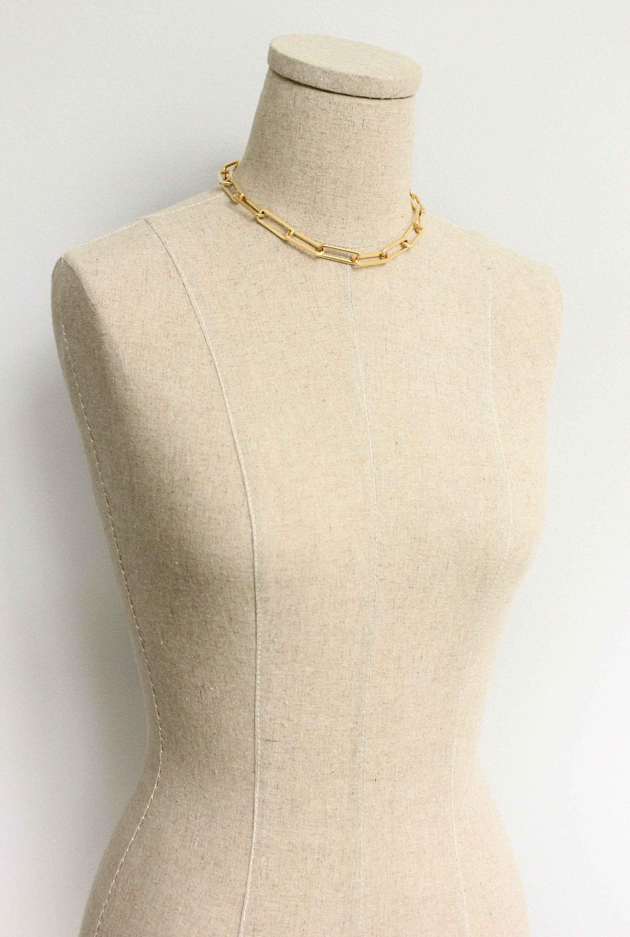 Matte gold paperclip chain necklace
