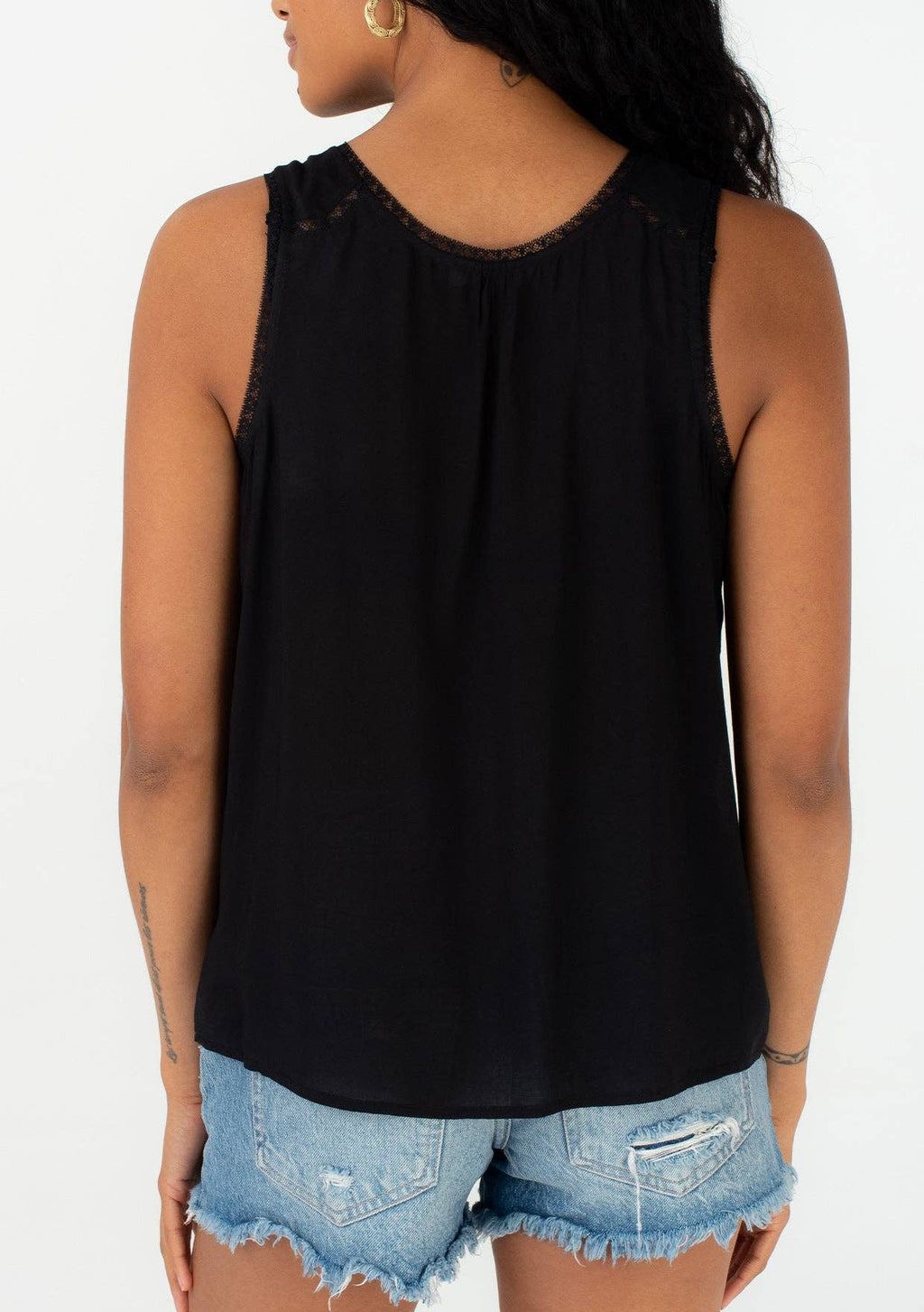 Lace Trim Scoop Neck Tank Top