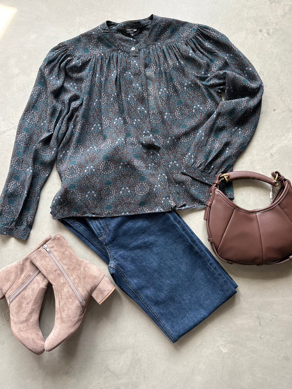 Suri Blouse Dark Blue Multi