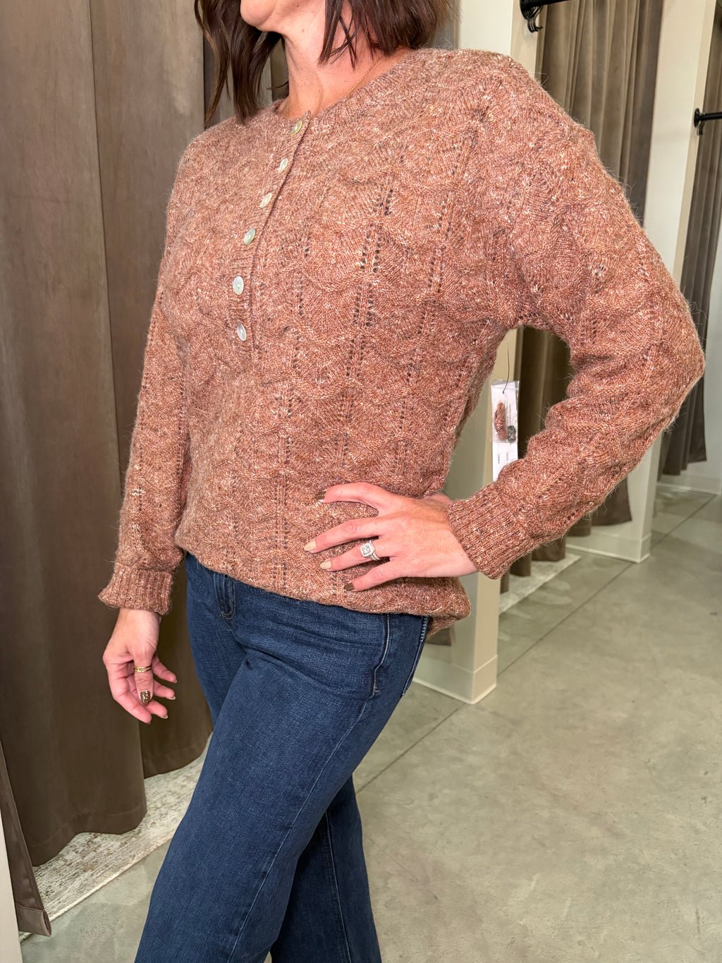 Henley Sweater w/Scallop Hem