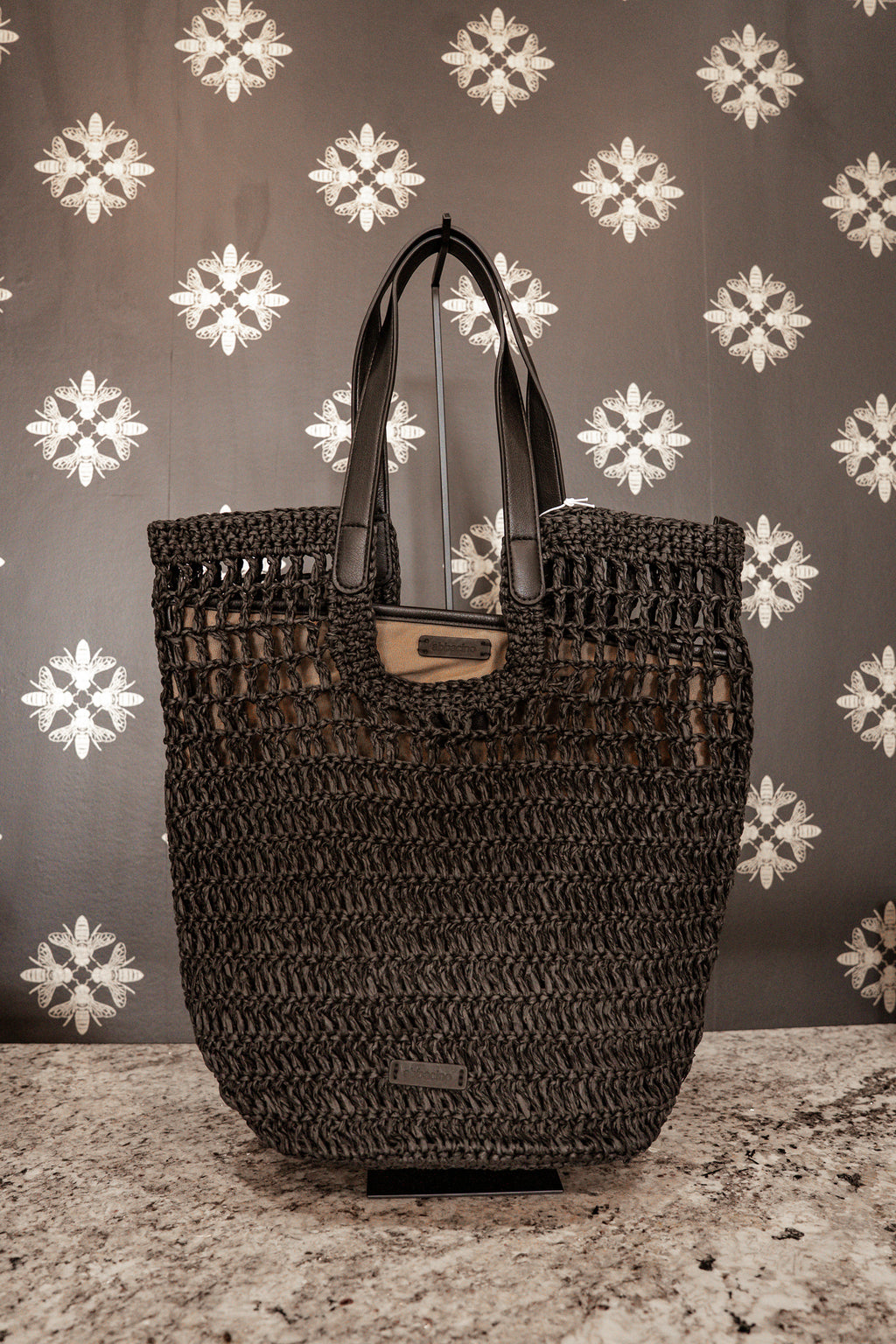 Trendy Eira Black Raffia Bag