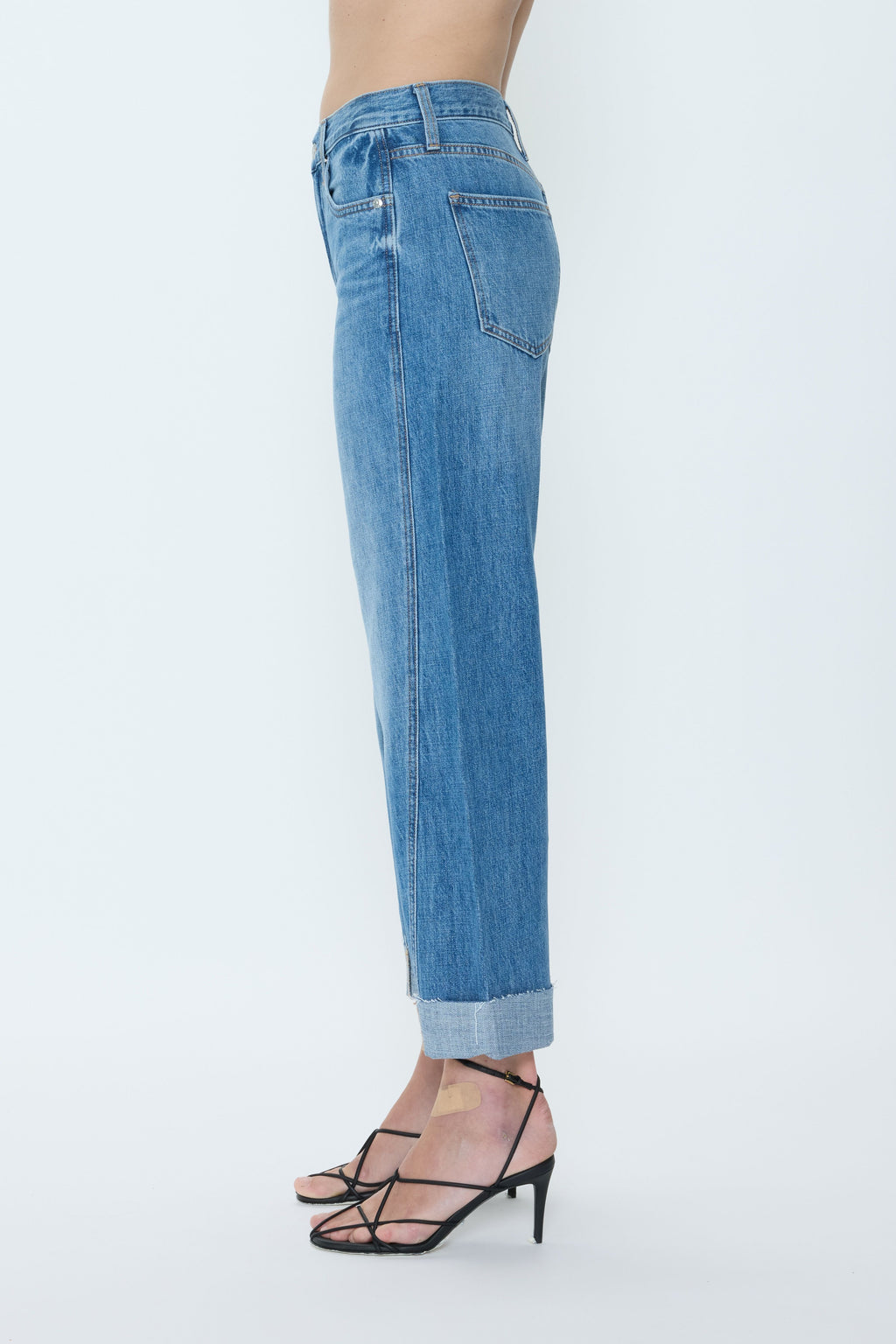 KACEY MID RISE CUFFED BOYFRIEND