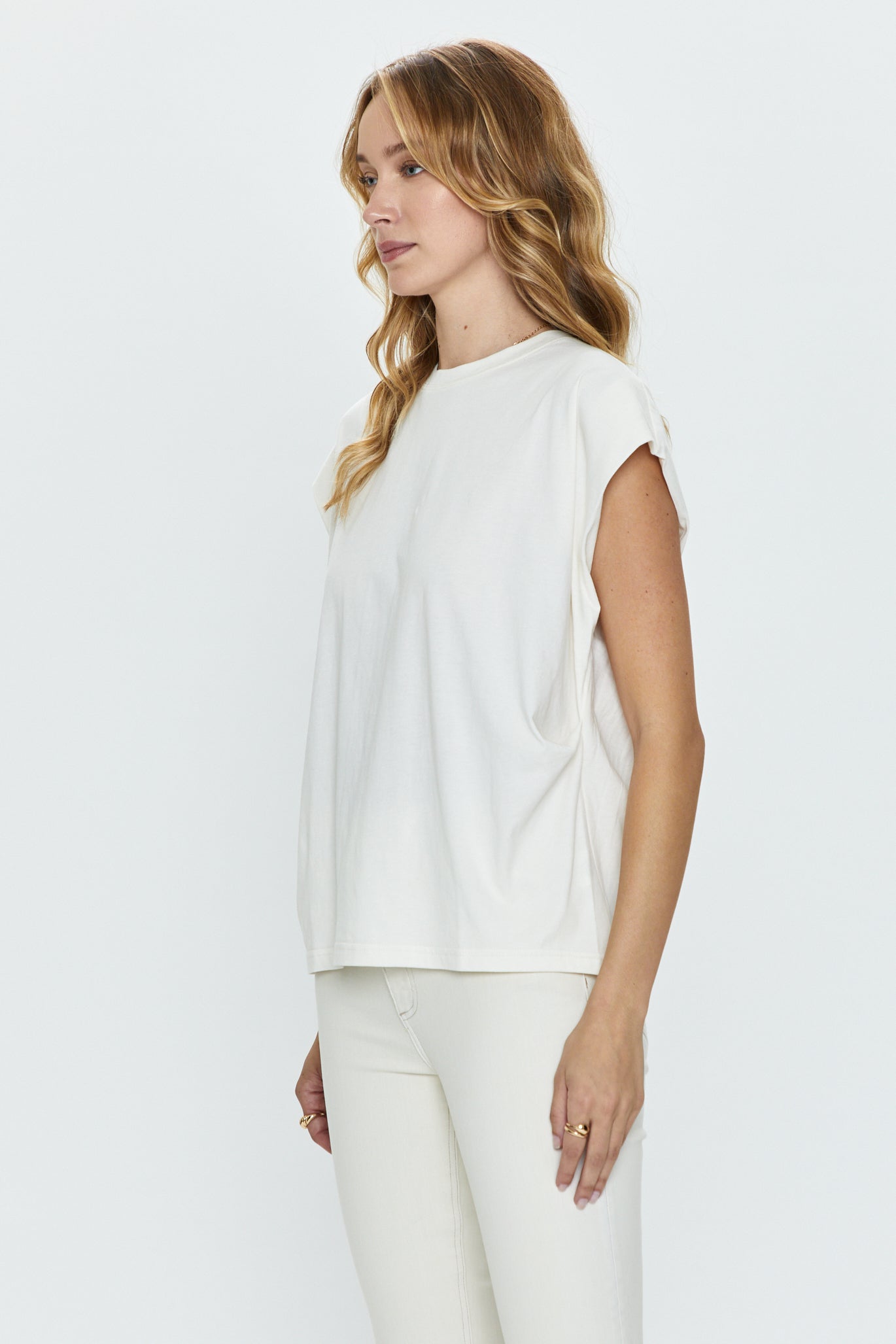 TRINA MUSCLE TEE